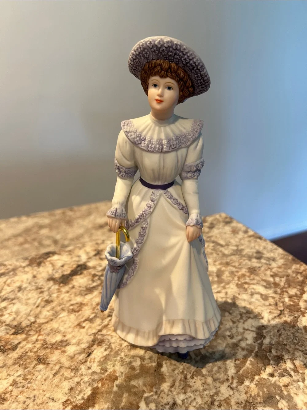 Home Interiors “Penelope” figurine excellent condition H 8.5 inches